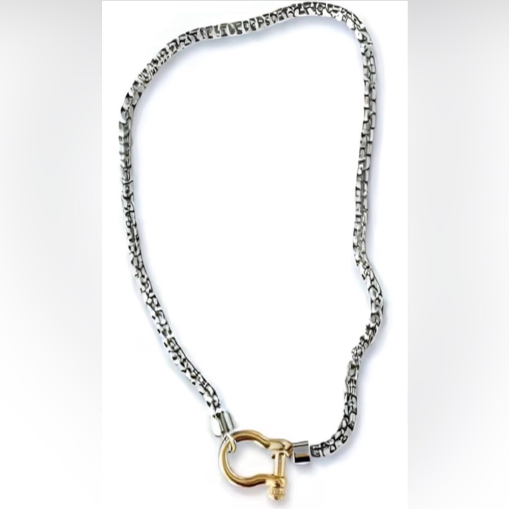 Elegant Gold and Silver Chain Necklace (18k gold plated stainless steel)